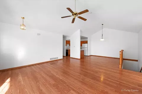 Living - 1740 Pine St, Mchenry, IL 60051 photo 3 of 6