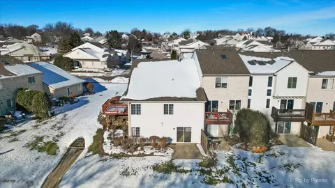 View/Area - 1740 Pine St, Mchenry, IL 60051 photo 1 of 9