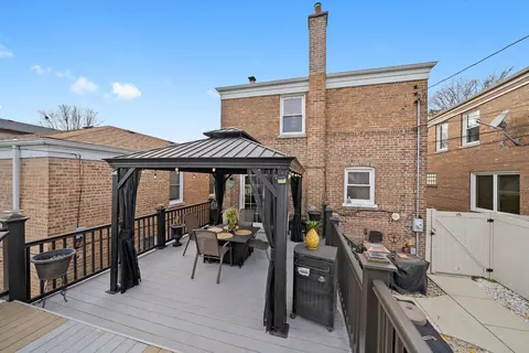 Exterior - 6123 S Meade Ave, Chicago, IL 60638 photo 4 of 11