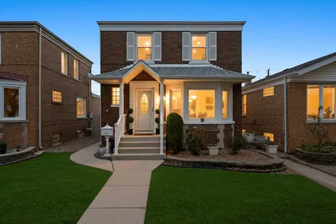 Exterior - 6123 S Meade Ave, Chicago, IL 60638 photo 2 of 11