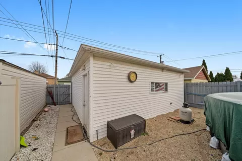 Exterior - 6123 S Meade Ave, Chicago, IL 60638 photo 11 of 11