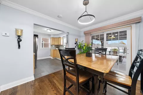 Dining - 6123 S Meade Ave, Chicago, IL 60638 photo 4 of 4