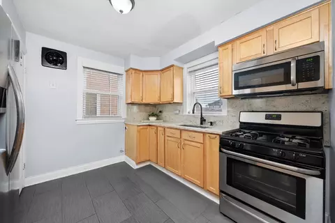Kitchen - 6123 S Meade Ave, Chicago, IL 60638 photo 1 of 5