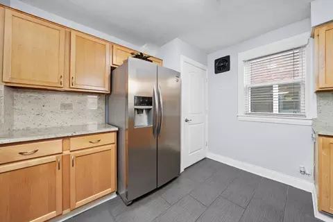 Kitchen - 6123 S Meade Ave, Chicago, IL 60638 photo 5 of 5