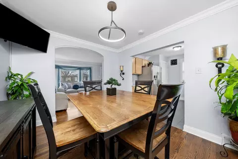 Dining - 6123 S Meade Ave, Chicago, IL 60638 photo 2 of 4