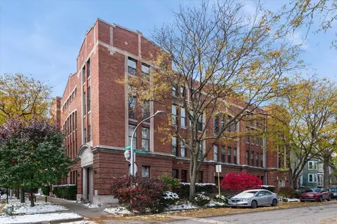 Exterior - Undisclosed, Chicago, IL 60657 photo 2 of 7