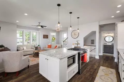 Kitchen - 12 Great Loop W, Ottawa, IL 61350 photo 5 of 7