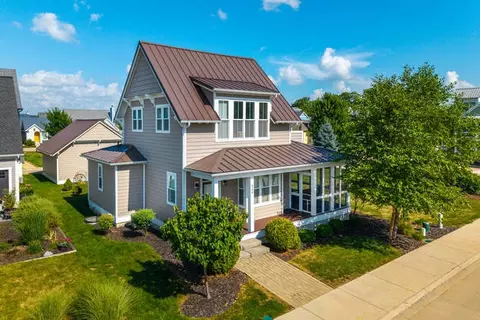 Exterior - 12 Great Loop W, Ottawa, IL 61350 photo 3 of 11