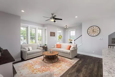 Living - 12 Great Loop W, Ottawa, IL 61350 photo 3 of 3