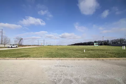 471 Spring Park Loop, Bourbonnais, IL 60914