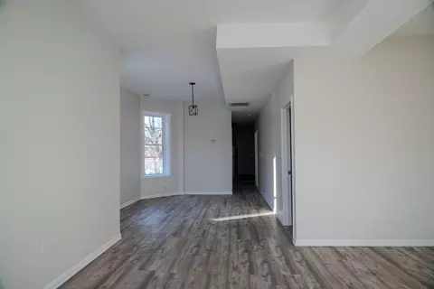 Living - Undisclosed, Chicago, IL 60636 photo 1 of 4
