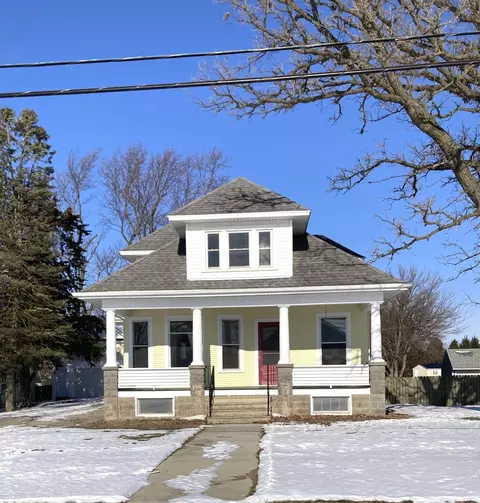 440 E Railroad Ave, Leland, IL 60531