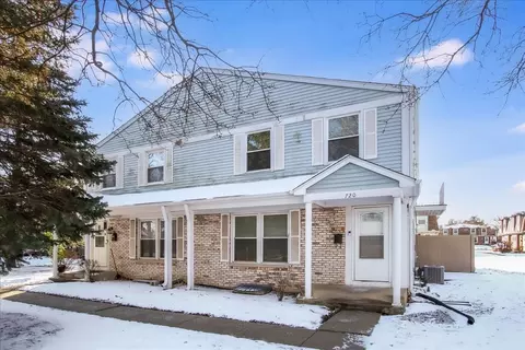 720 Huntly Ct, Schaumburg, IL 60194