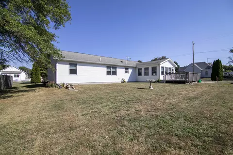126 E Cleveland St, Cullom, IL 60929 photo 28