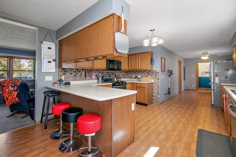 126 E Cleveland St, Cullom, IL 60929 photo 6