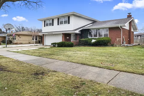 Undisclosed, Des Plaines, IL 60016