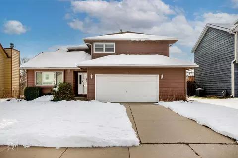 1113 Tewes Ln, Zion, IL 60099