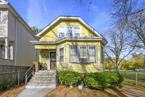 304 W 109th St, Chicago, IL 60628