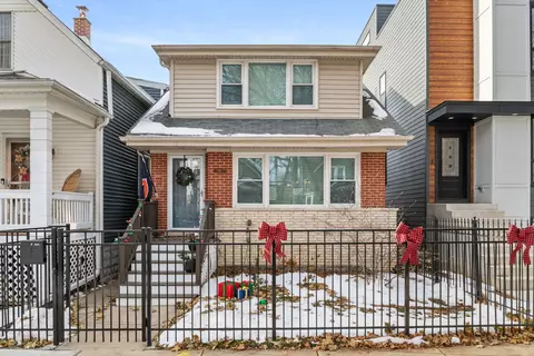 4018 N Francisco Ave, Chicago, IL 60618
