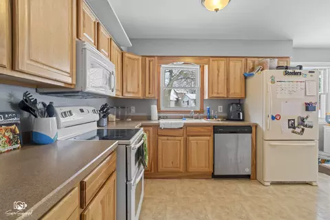 Kitchen - Undisclosed, Kankakee, IL 60901 photo 2 of 3