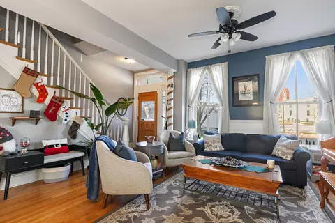 271 Dupage St, Elgin, IL 60120 photo 4