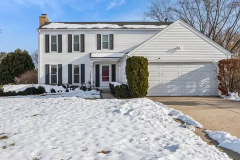 1315 Gail Dr, Buffalo Grove, IL 60089