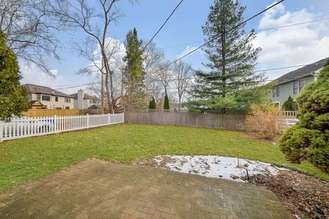 111 S Lorraine Rd, Wheaton, IL 60187 photo 13