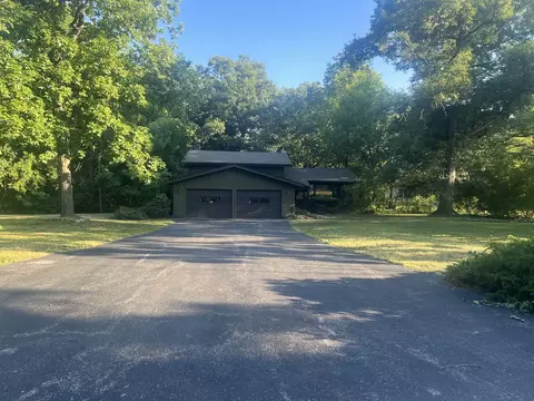 2337 Valley View Ln, Park Forest, IL 60466