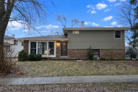 1003 Balsam Ln, Bartlett, IL 60103
