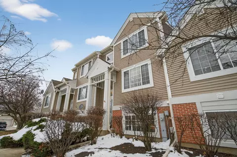 Exterior - 2310 Twilight Dr, Aurora, IL 60503 photo 2 of 3
