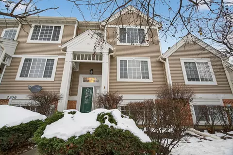 2310 Twilight Dr, Aurora, IL 60503