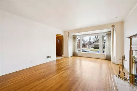 Living - 2329 W 107th Pl, Chicago, IL 60643 photo 4 of 8