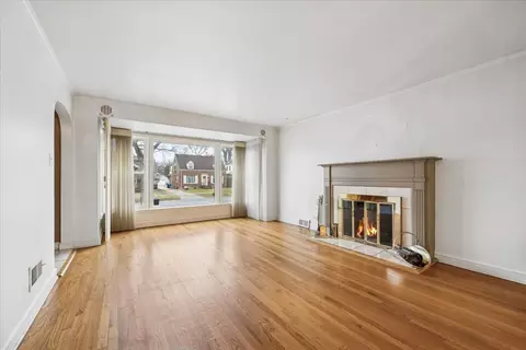 Living - 2329 W 107th Pl, Chicago, IL 60643 photo 5 of 8