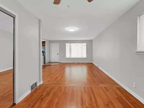 Living - 8844 S Prairie Ave, Chicago, IL 60619 photo 1 of 4