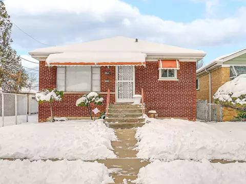 Exterior - 8844 S Prairie Ave, Chicago, IL 60619 photo 2 of 5