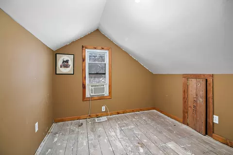 Bedroom - 404 E Main, Ashkum, IL 60911 photo 2 of 5