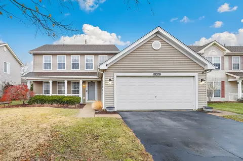 20950 W Bloomfield Dr, Plainfield, IL 60544
