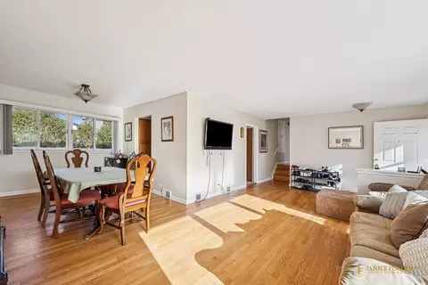 Other - 606 Edwards Ave, West Dundee, IL 60118 photo 2 of 3