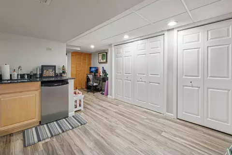 Entry Way - 2604 Pebblebrook Ln, Rolling Meadows, IL 60008 photo 3 of 3