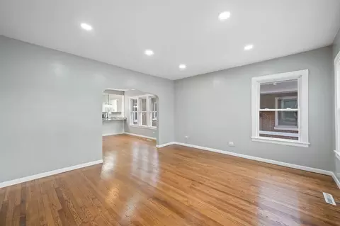 Living - Undisclosed, Chicago, IL 60620 photo 3 of 8