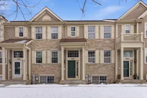 887 Emerald Dr, Pingree Grove, IL 60140