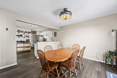 Dining - 586 Boulder Dr, Morris, IL 60450 photo 2 of 2