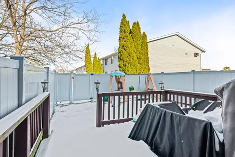 Exterior - 586 Boulder Dr, Morris, IL 60450 photo 2 of 2