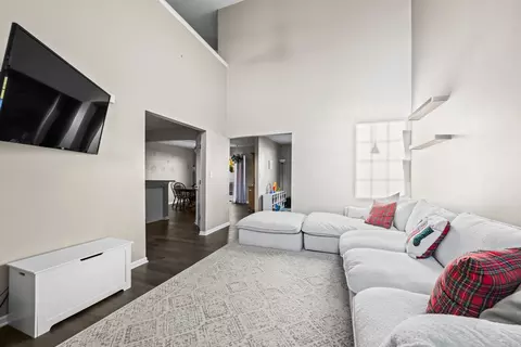 Living - 586 Boulder Dr, Morris, IL 60450 photo 1 of 1