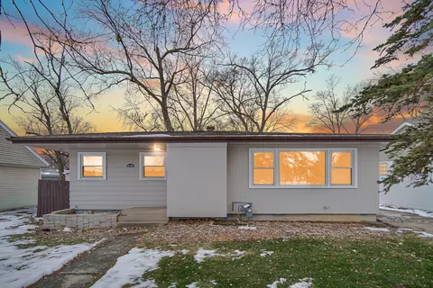 18144 Aberdeen St, Homewood, IL 60430