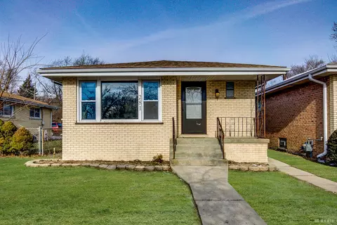 281 E 163rd St, Harvey, IL 60426