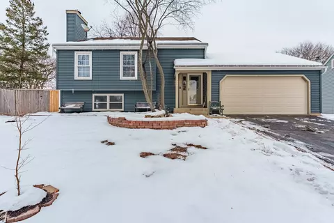1359 Madison Ct, Saint Charles, IL 60174