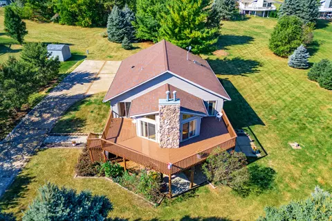 810 Southgate Dr, Davis, IL 61019