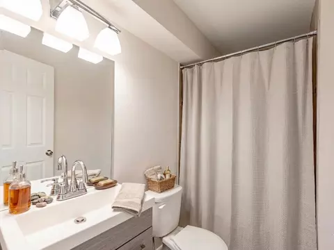 Bath - 18331 Hickory St, Lansing, IL 60438 photo 3 of 3