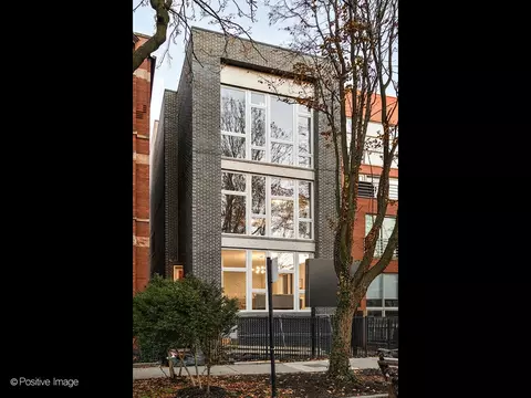 1029 N Winchester Ave, Chicago, IL 60612